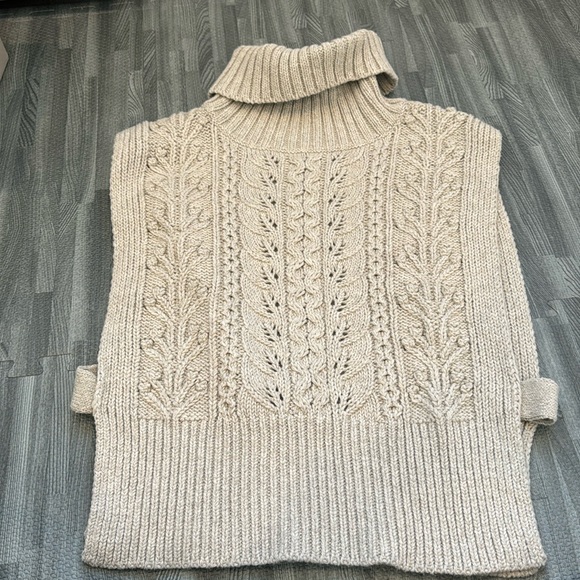 Veronica Beard Sweaters - Veronica beard beige sweater vest